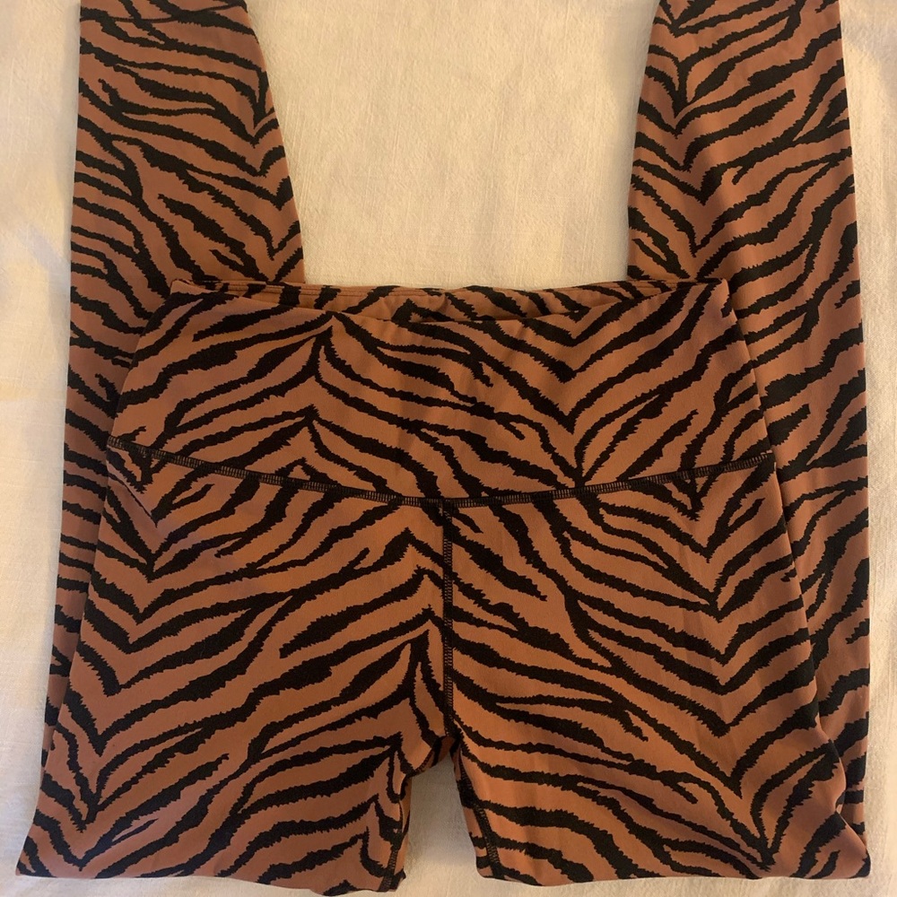 Varley Brown Zebra Century Leggings Sz M - Picture 5 of 6